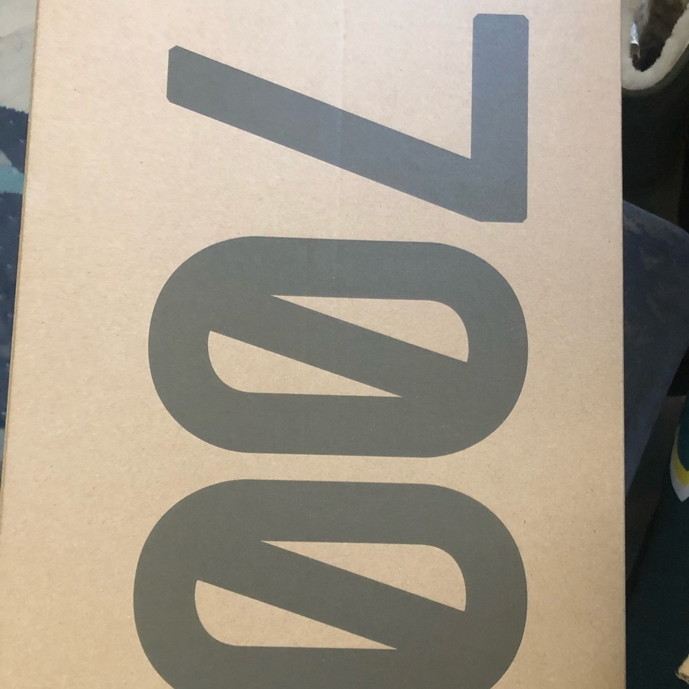 Yeezy 700